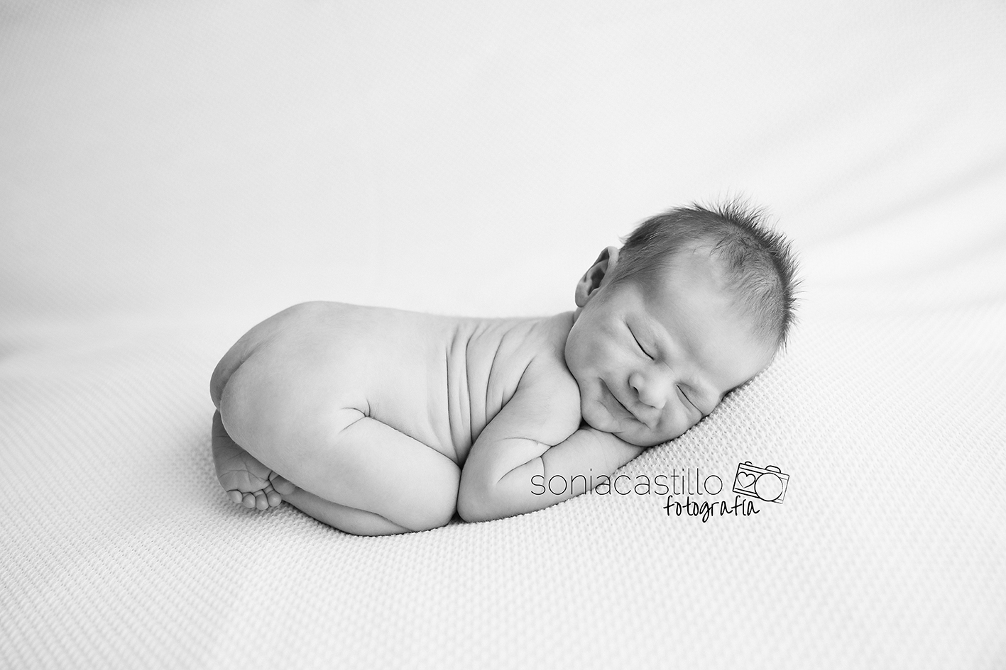 Portafolio Fotos de recién nacidos byn-8830 