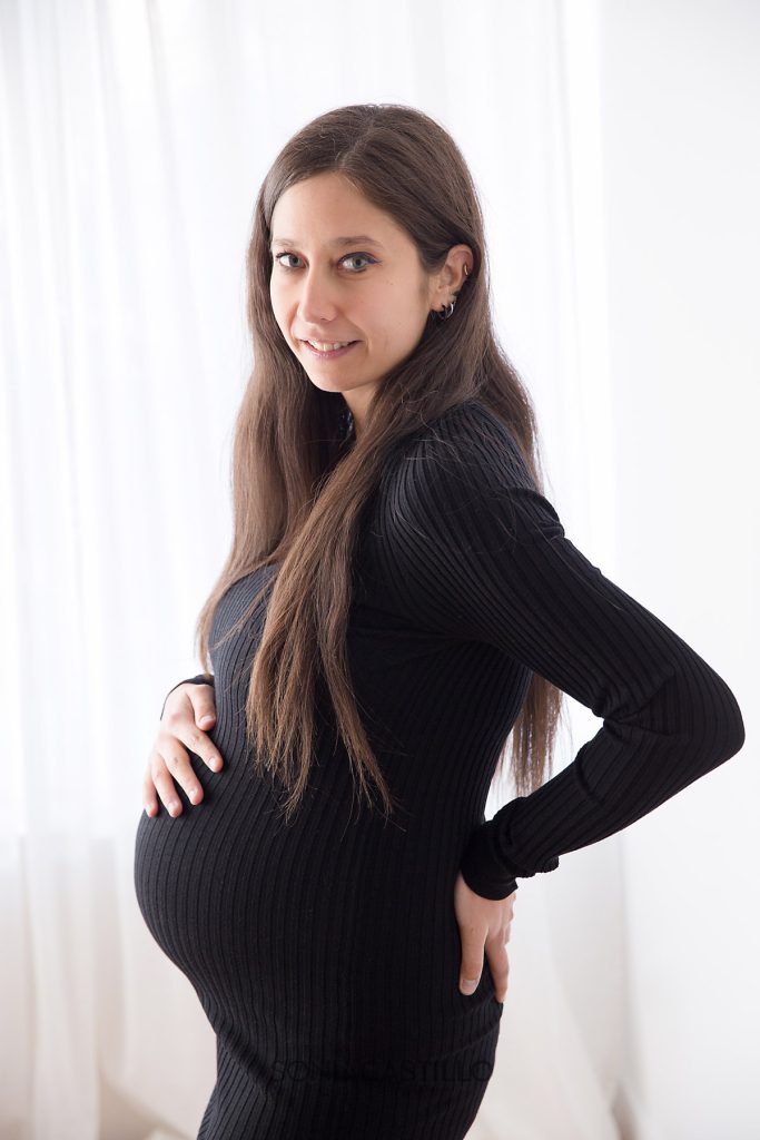 CO7B1805-683x1024 Embarazo