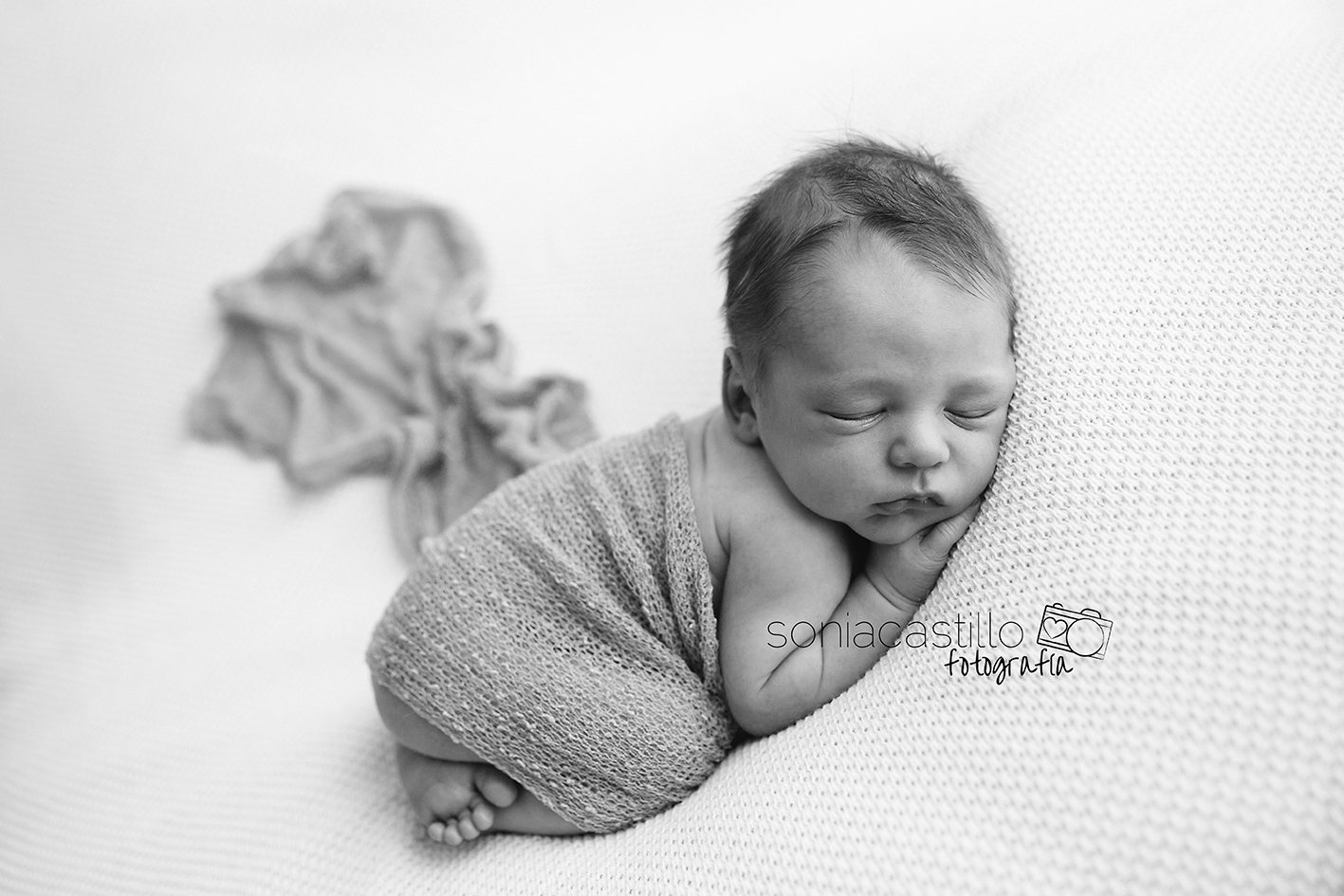 Portafolio Fotos de recién nacidos byn-3654 