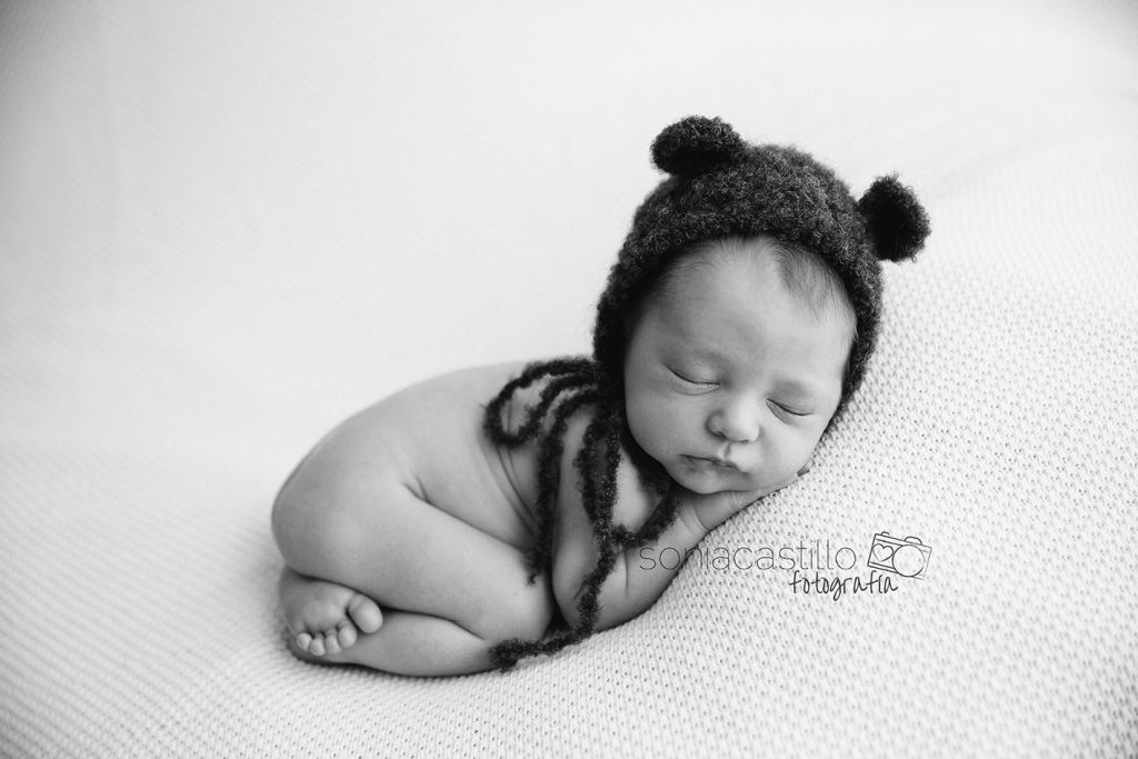 Portafolio Fotos de recién nacidos byn-3713-1024x683 
