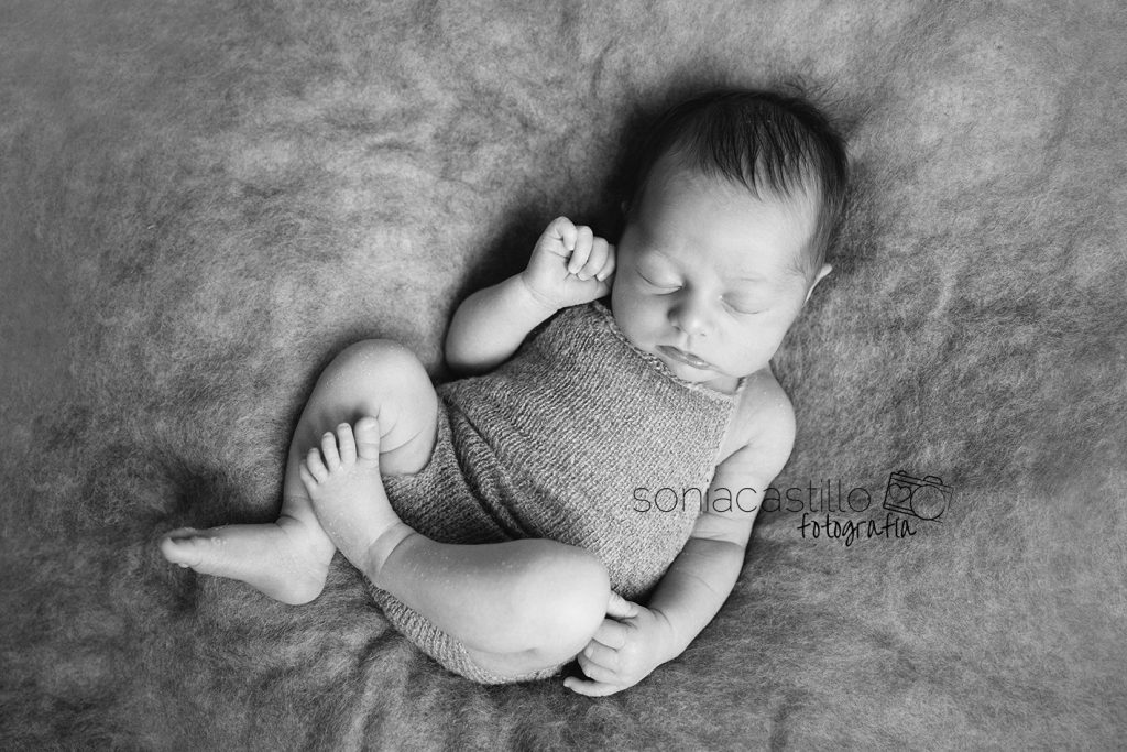 Portafolio Fotos de recién nacidos byn-1666-1024x683 
