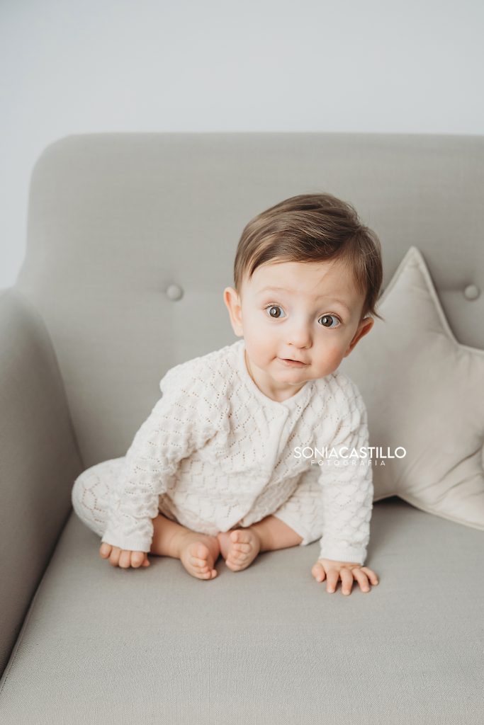 bebe-10-meses-guadalajara-9-683x1024 Portafolio y Sesiones de Fotos de Bebés