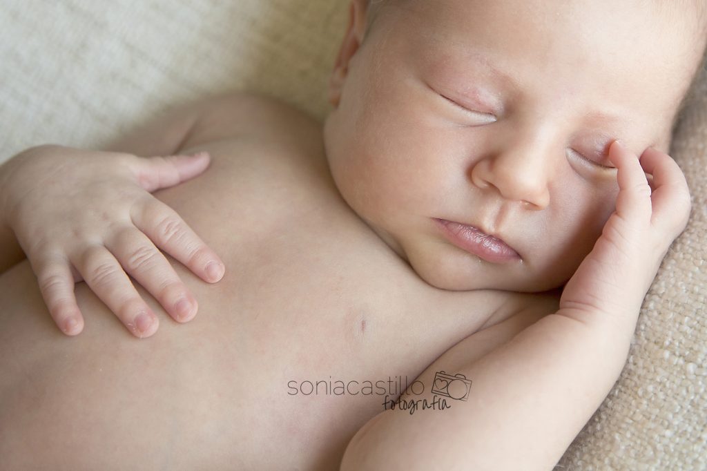 Brianda, 15 días. Fotografía de recién nacidos en Madrid O7B7588-1024x682 