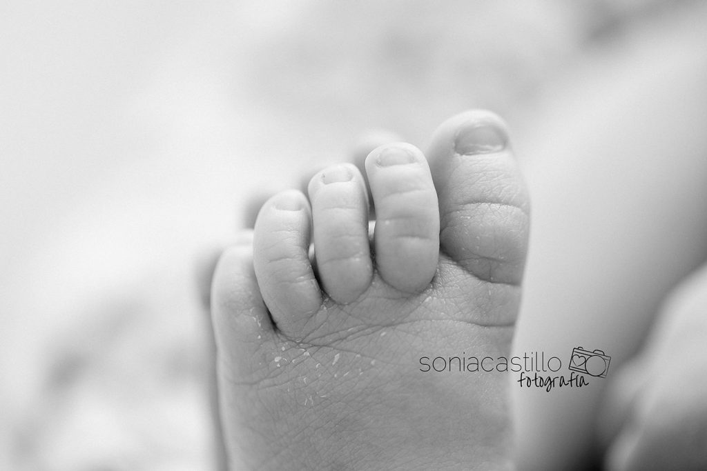 Vega, 13 días. Fotografía de recién nacidos en Madrid y Guadalajara. byn-0381-1024x683 