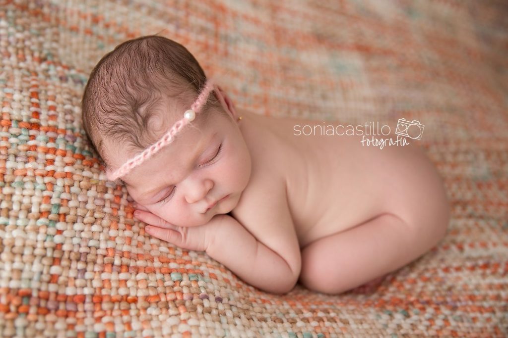 Emma, 9 días. Fotografía de recién nacidos en Madrid y Guadalajara CO7B0108-1024x683 
