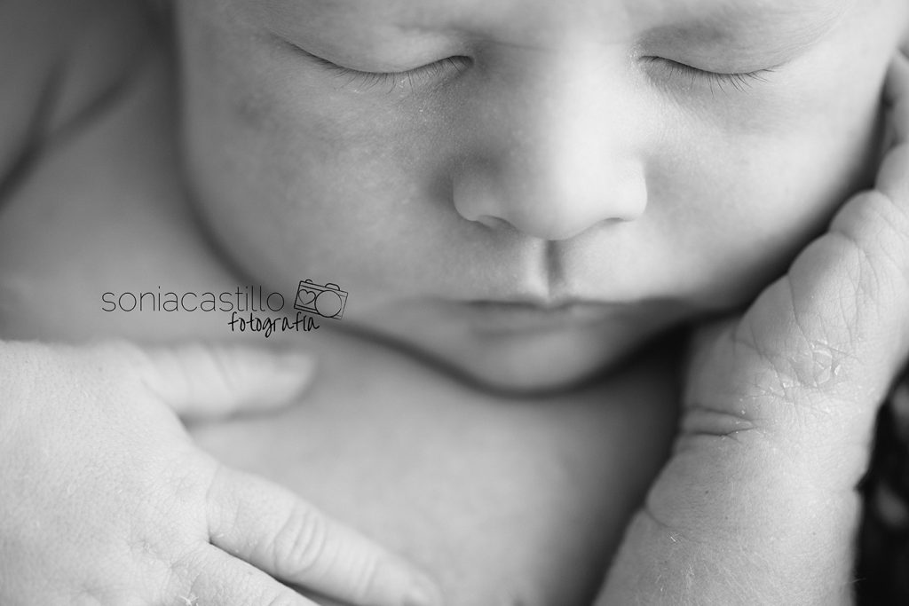 Lucas, 10 días. Fotografía de recién nacidos en Madrid y Guadalajara byn-0790-1024x683 