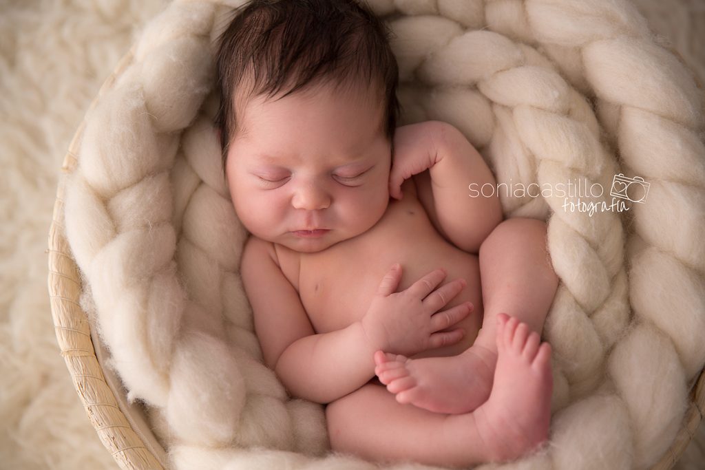 Paula, 9 días. Fotografía de recién nacido CO7B1810-1024x683 