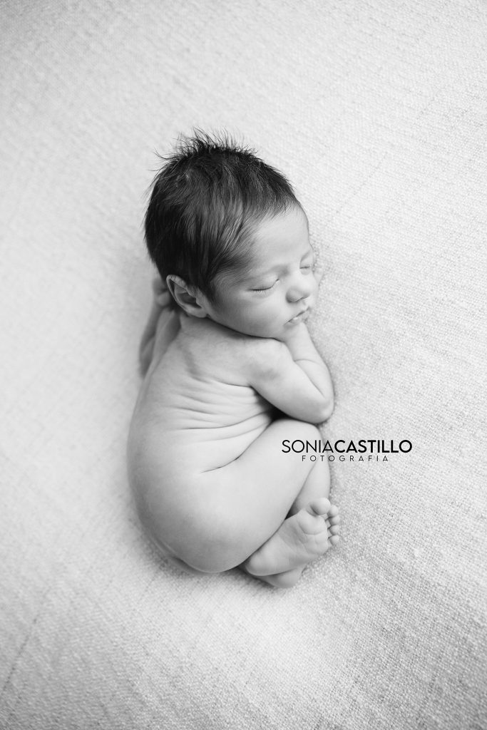 byn-4350-683x1024 Portafolio Fotos de recién nacidos