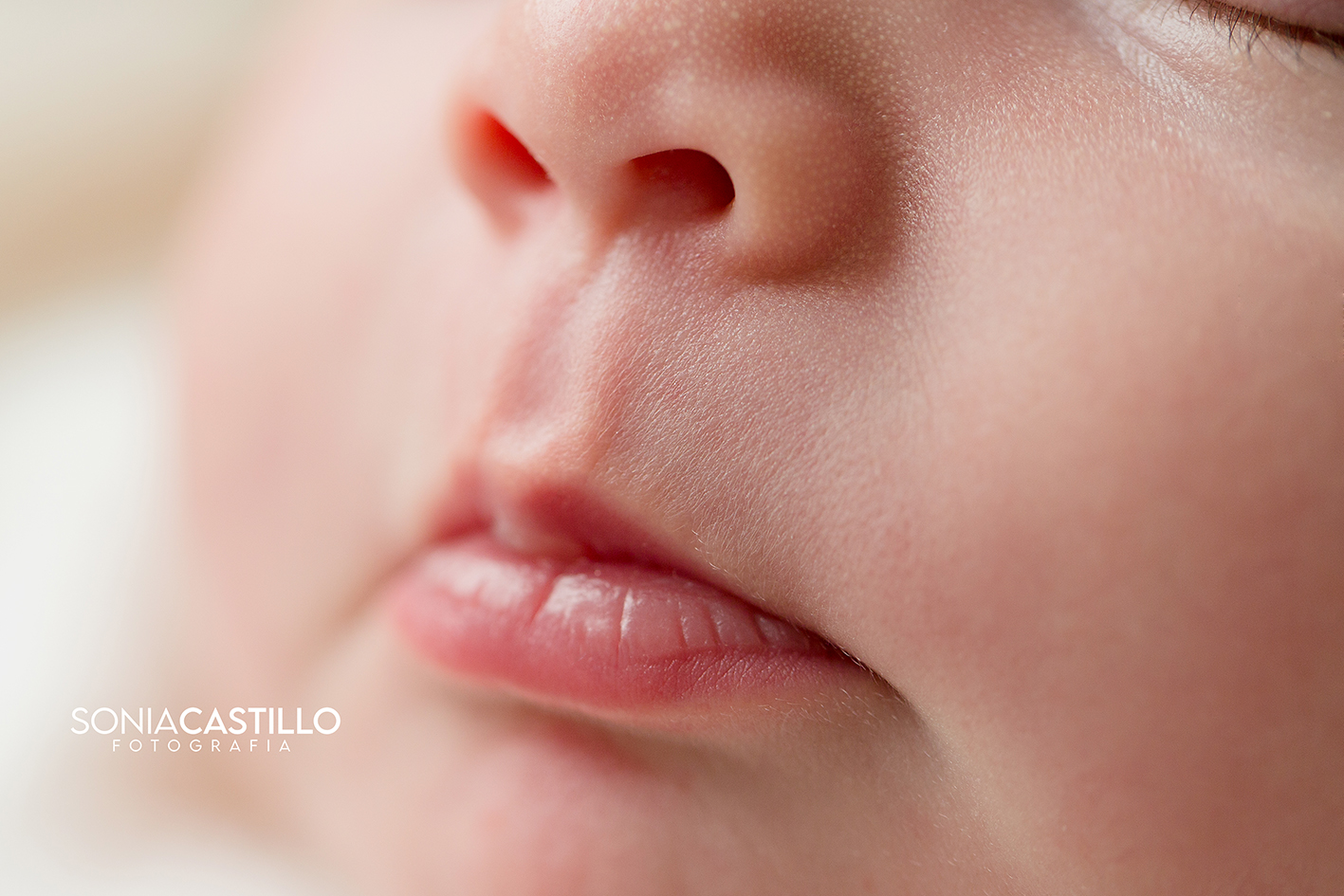 CO7B4086 Reserva tu sesión de recién nacido en el embarazo: la clave para garantizar fecha y mejores resultados